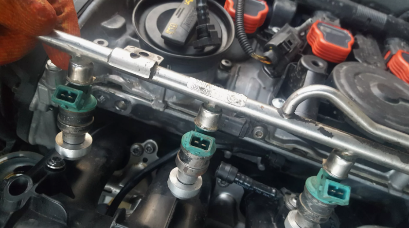 What’s a Fuel Injector Cleaner and How Does it Work